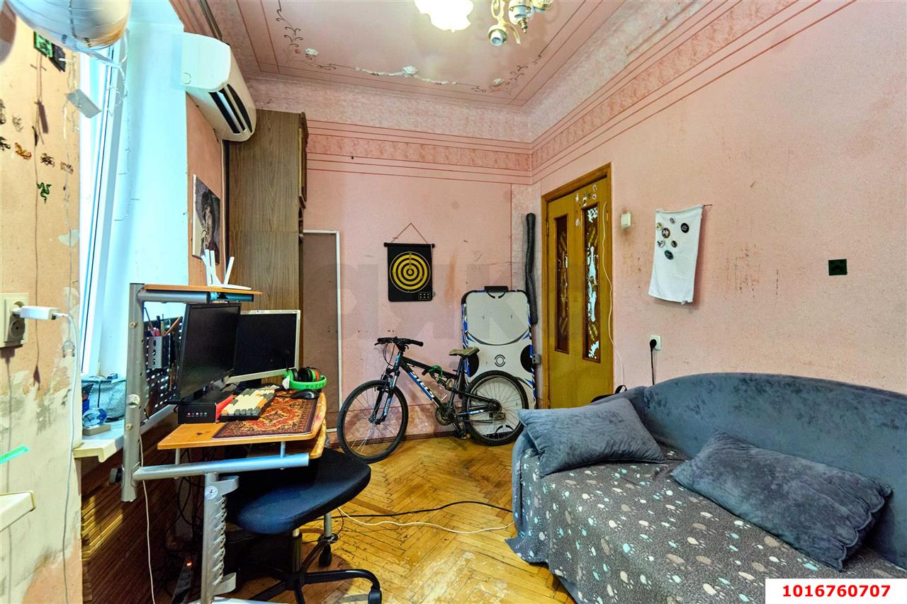 Фото №7: 3-комнатная квартира 53&nbsp;м², 2/3&nbsp;эт. - Краснодар, Центральный внутригородской округ, Покровка, мкр. Центральный, ул. Володарского, 8