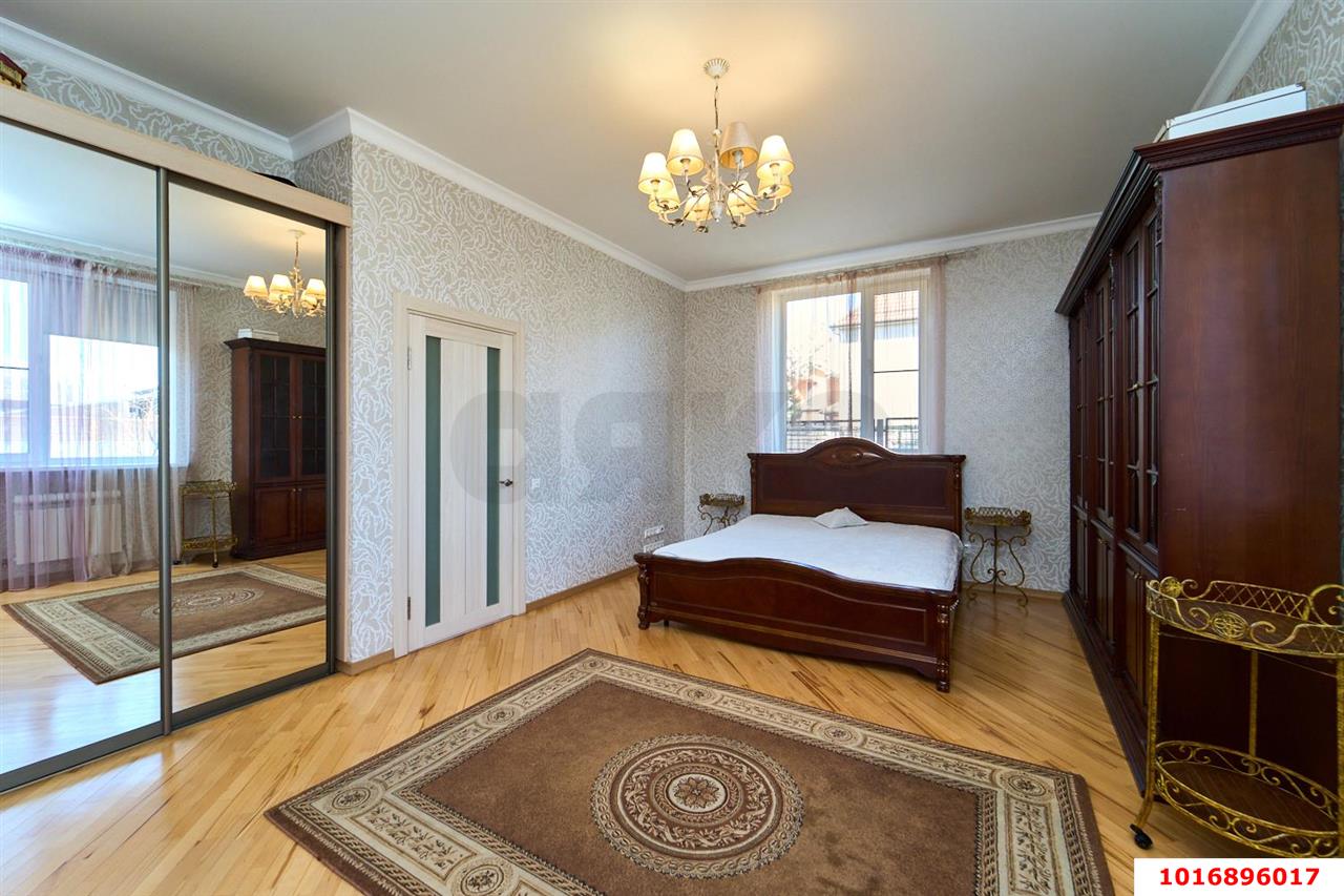 Фото №13: Дом 450&nbsp;м² + 12&nbsp;сот., 1&nbsp;эт. - Краснодар, Прикубанский внутригородской округ, мкр. Новый, ул. М.Д. Скобелева