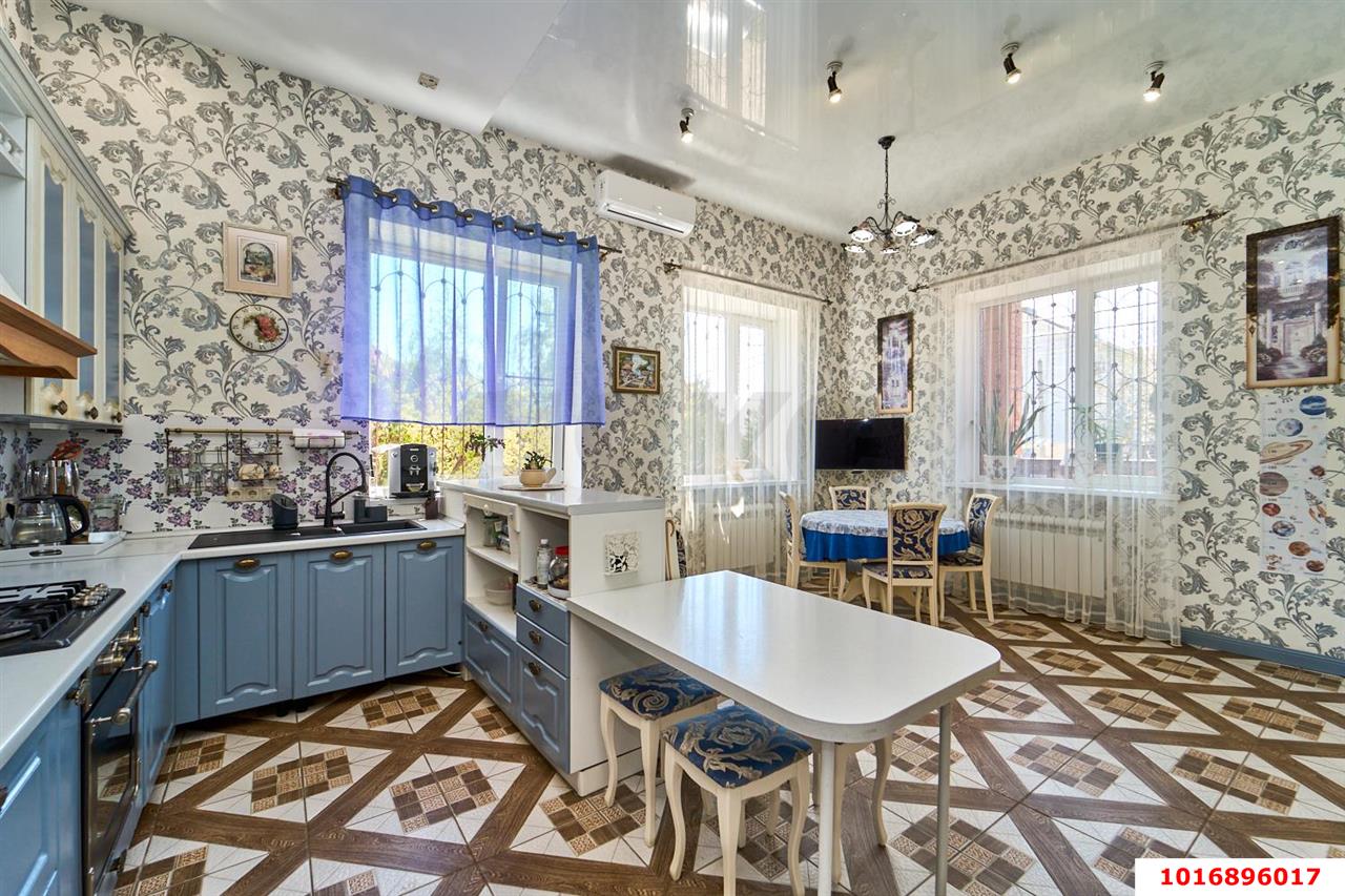Фото №6: Дом 450&nbsp;м² + 12&nbsp;сот., 1&nbsp;эт. - Краснодар, Прикубанский внутригородской округ, мкр. Новый, ул. М.Д. Скобелева