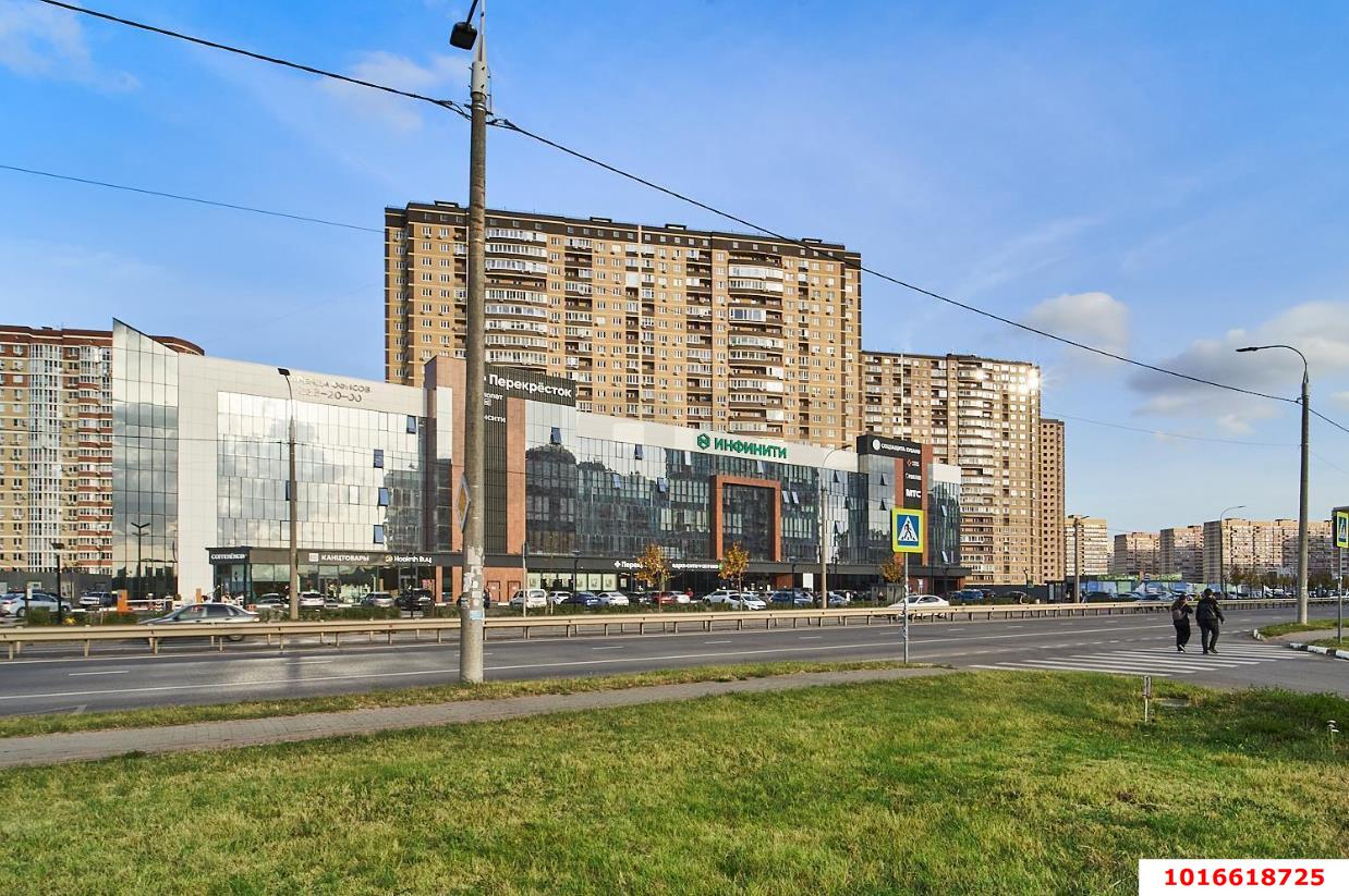 Фото №1: 2-комнатная квартира 68&nbsp;м², 13/24&nbsp;эт. - Краснодар, Прикубанский внутригородской округ, ЖК Лучший, мкр. имени Петра Метальникова, ул. Петра Метальникова, 38