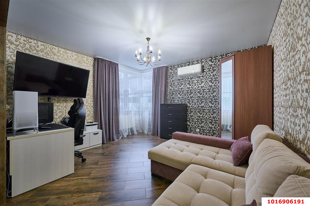 Фото №5: 2-комнатная квартира 62&nbsp;м², 3/16&nbsp;эт. - Краснодар, Западный внутригородской округ, ЖК Новый Город, мкр. Юбилейный, б-р Клары Лучко, 4
