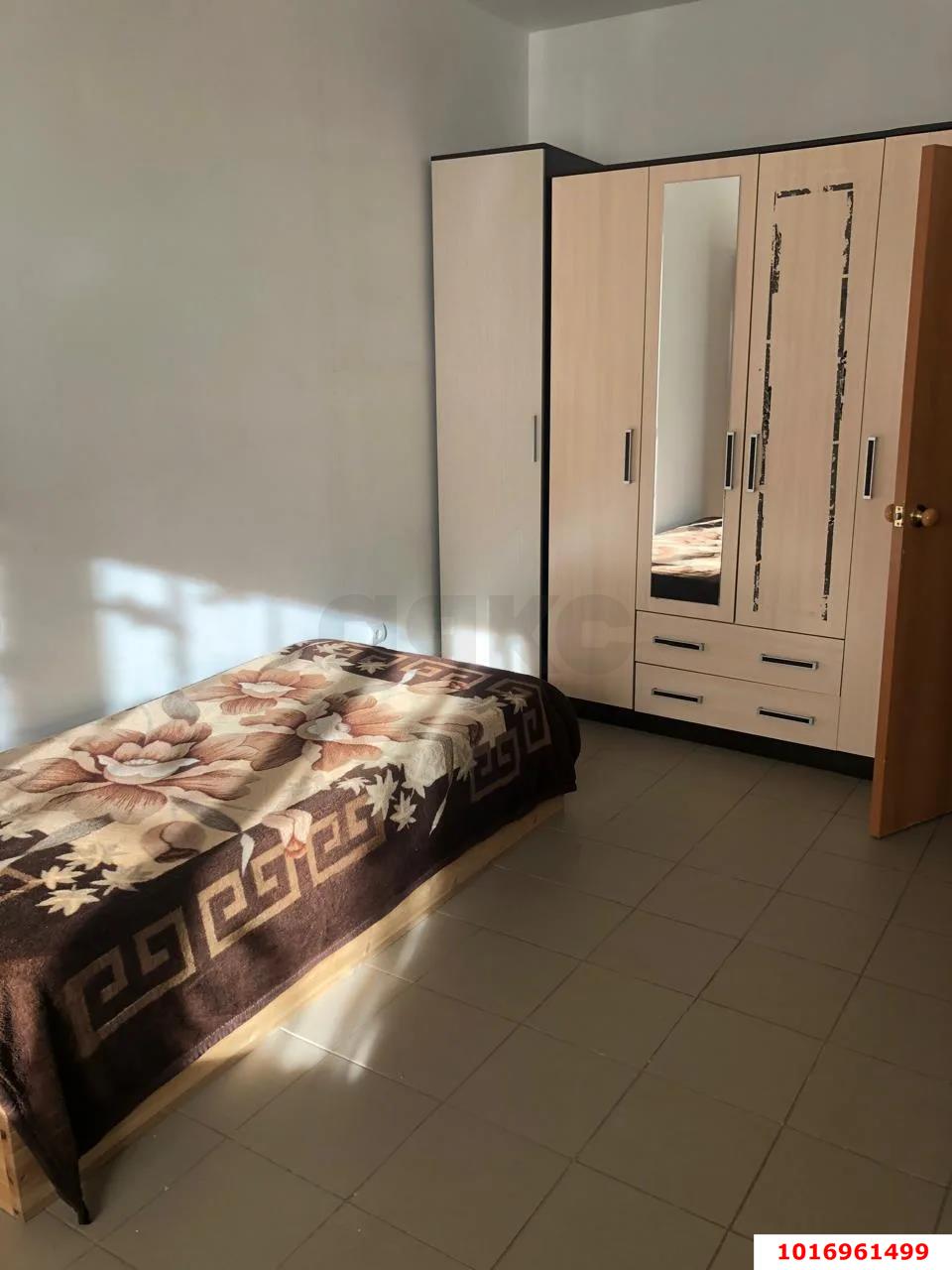 Фото №3: 1-комнатная квартира 47&nbsp;м², 1/17&nbsp;эт. - Краснодар, Прикубанский внутригородской округ, Фестивальный, мкр. Солнечный, ул. Памяти Чернобыльцев, 8