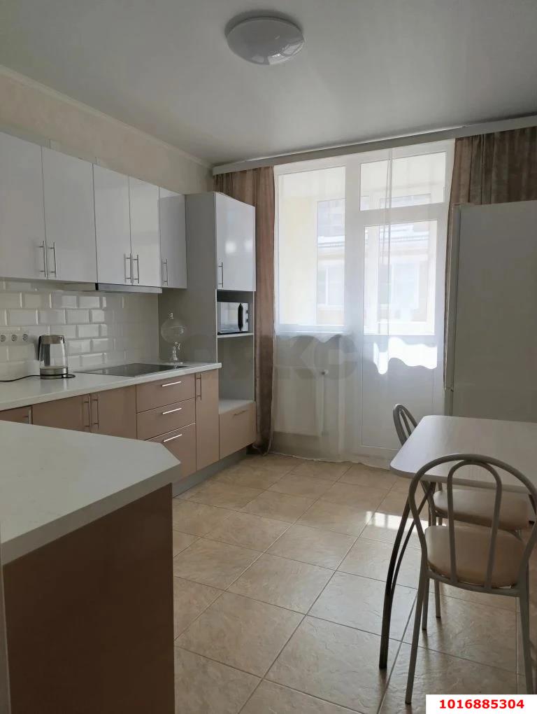 Фото №4: 1-комнатная квартира 41&nbsp;м², 3/3&nbsp;эт. - Краснодар, Прикубанский внутригородской округ, Калинино, имени Петра Метальникова, мкр. ЖК Арбатский, ул. Цезаря Куникова, 18лит4