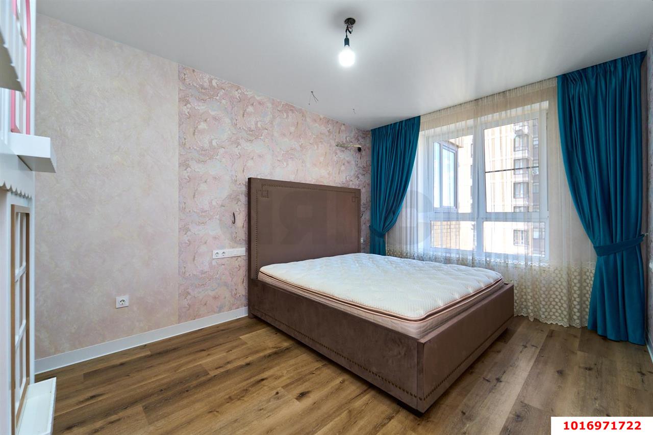 Фото №5: 1-комнатная квартира 45&nbsp;м², 17/25&nbsp;эт. - Краснодар, Карасунский внутригородской округ, Хлопчато-бумажный Комбинат, мкр. жилой комплекс Галактика, ул. Уральская, 71
