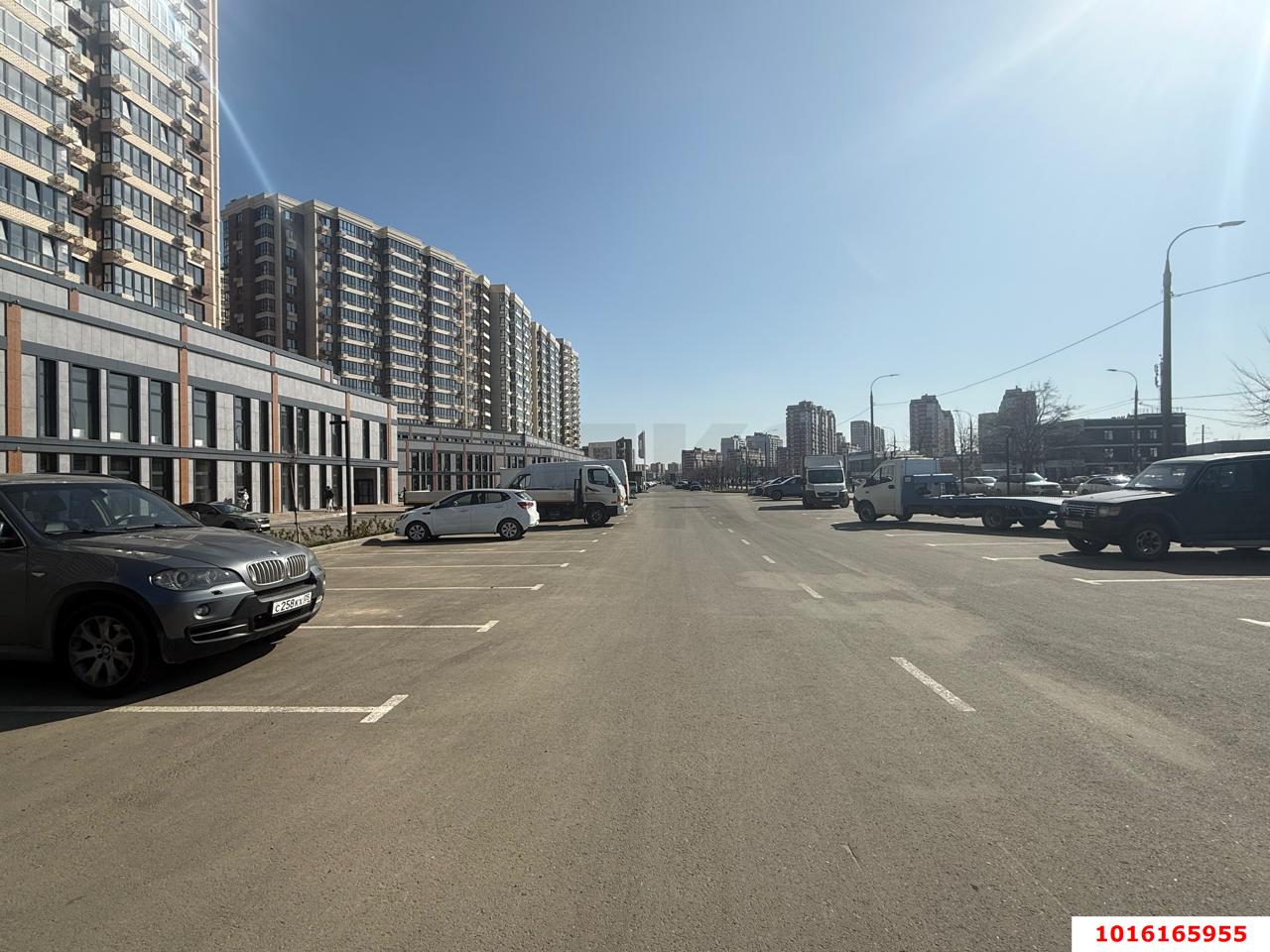 Фото №1: Отдельное здание 340&nbsp;м², 1/16&nbsp;эт. - Краснодар, Прикубанский внутригородской округ, имени Петра Метальникова, мкр. ЖК Лучший, ул. Ростовское шоссе, 30/6