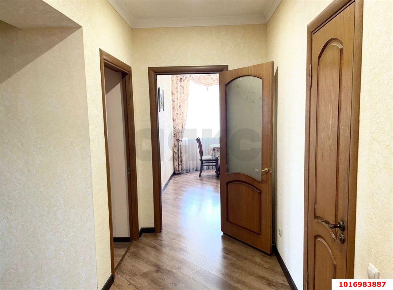 Фото №8: 2-комнатная квартира 80&nbsp;м², 6/6&nbsp;эт. - Краснодар, Западный внутригородской округ, Фестивальный, мкр. ЖК Маршал, ул. Гаражная, 87