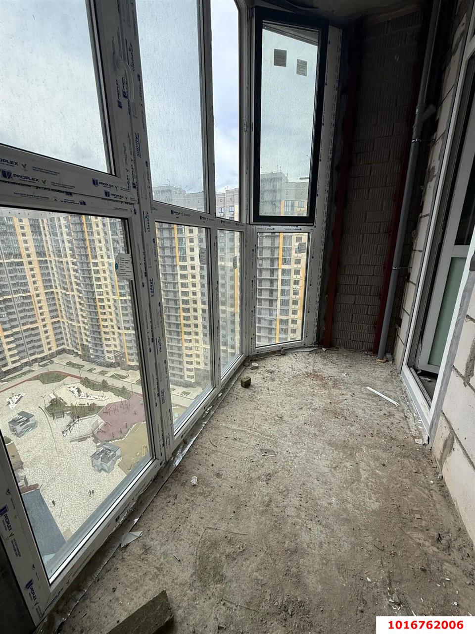 Фото №6: 3-комнатная квартира 82&nbsp;м², 20/23&nbsp;эт. - Краснодар, Карасунский внутригородской округ, Камвольно-суконный Комбинат, мкр. ЖК Урал, ул. Уральская, 87/7
