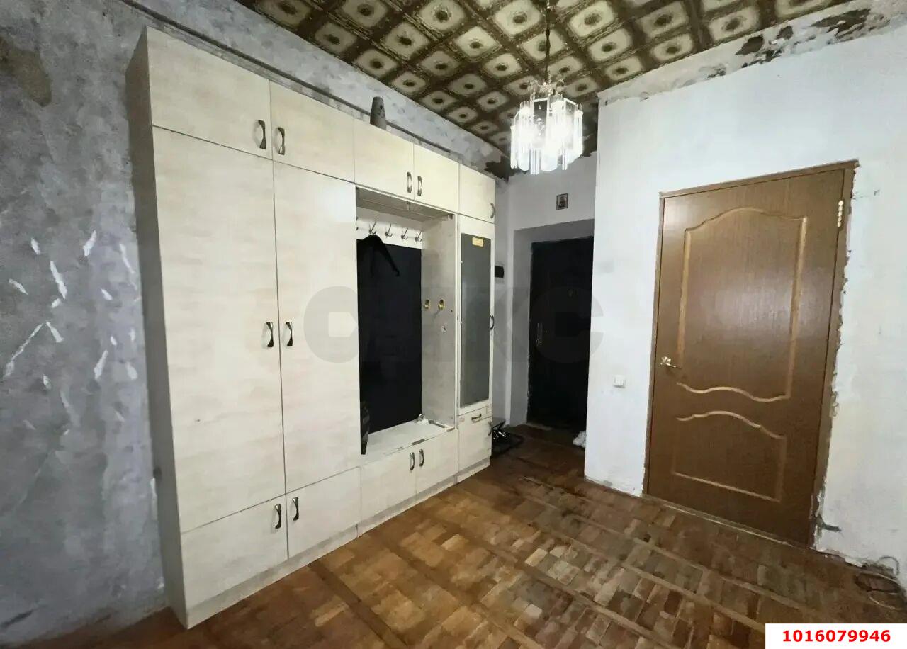 Фото №12: 3-комнатная квартира 60&nbsp;м², 1/2&nbsp;эт. - Краснодар, Центральный внутригородской округ, мкр. 40 лет Победы, ул. Юннатов, 29