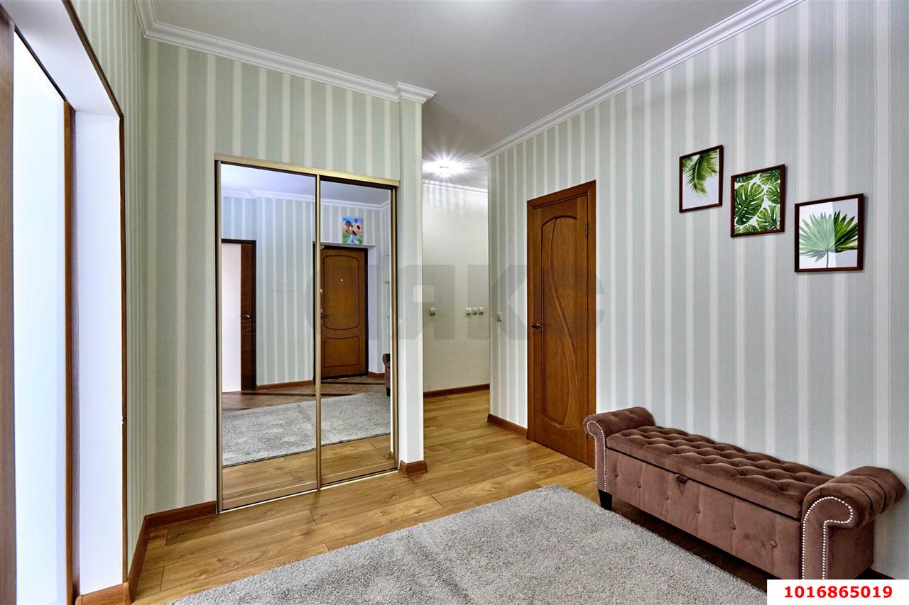 Фото №16: 3-комнатная квартира 103&nbsp;м², 3/14&nbsp;эт. - Краснодар, Прикубанский внутригородской округ, Отделение № 1 совхоза Солнечный, мкр. Фестивальный, ул. Атарбекова, 5