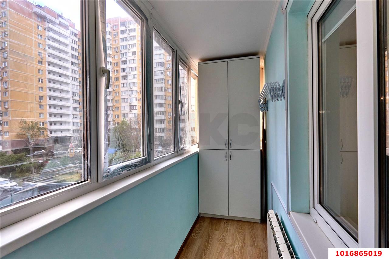 Фото №12: 3-комнатная квартира 103&nbsp;м², 3/14&nbsp;эт. - Краснодар, Прикубанский внутригородской округ, Отделение № 1 совхоза Солнечный, мкр. Фестивальный, ул. Атарбекова, 5