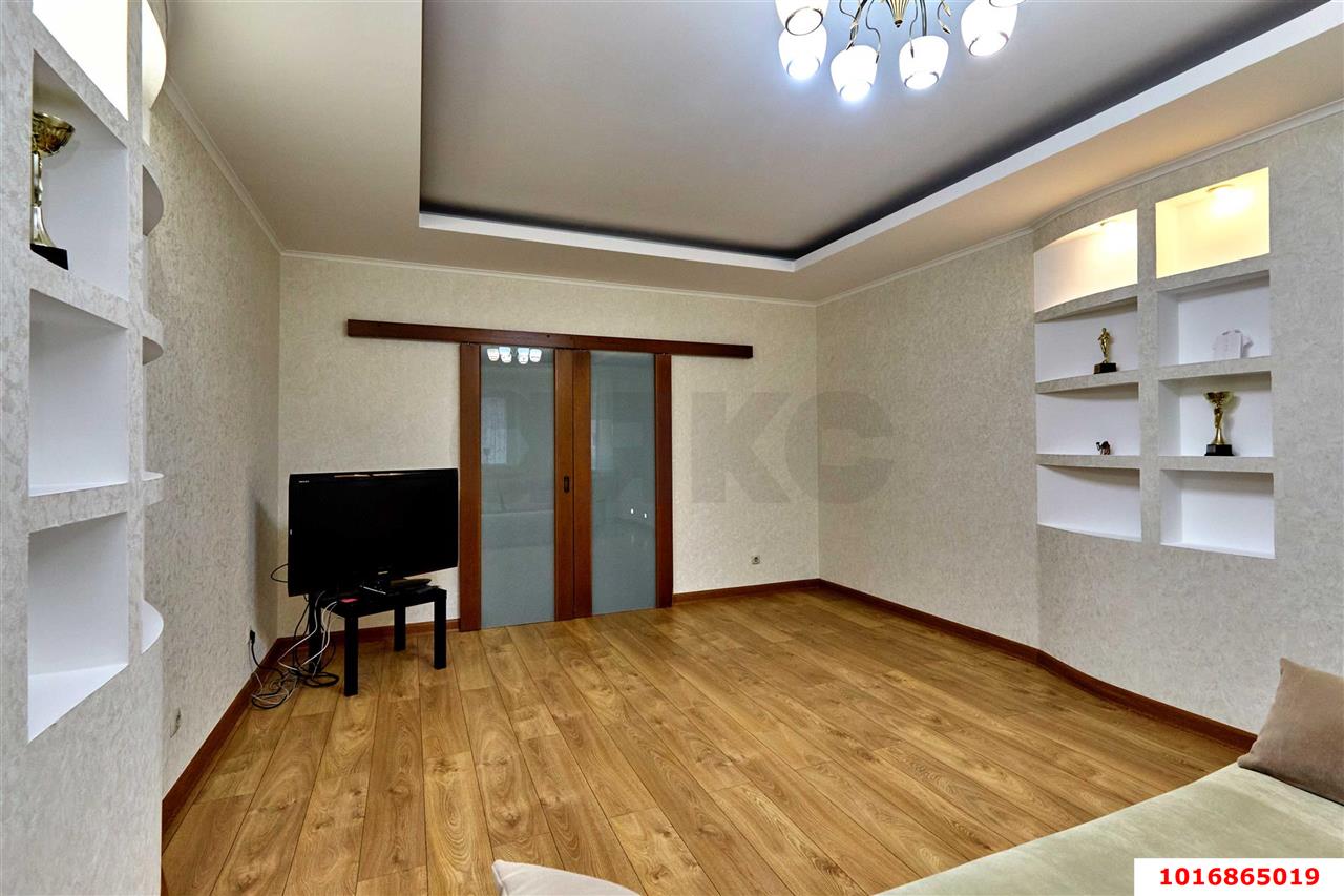 Фото №3: 3-комнатная квартира 103&nbsp;м², 3/14&nbsp;эт. - Краснодар, Прикубанский внутригородской округ, Отделение № 1 совхоза Солнечный, мкр. Фестивальный, ул. Атарбекова, 5