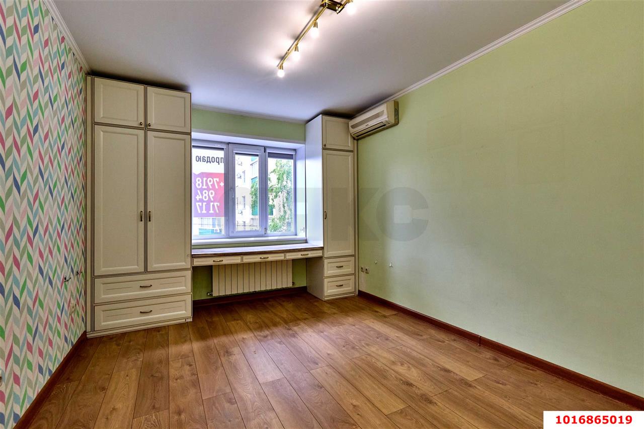 Фото №9: 3-комнатная квартира 103&nbsp;м², 3/14&nbsp;эт. - Краснодар, Прикубанский внутригородской округ, Отделение № 1 совхоза Солнечный, мкр. Фестивальный, ул. Атарбекова, 5