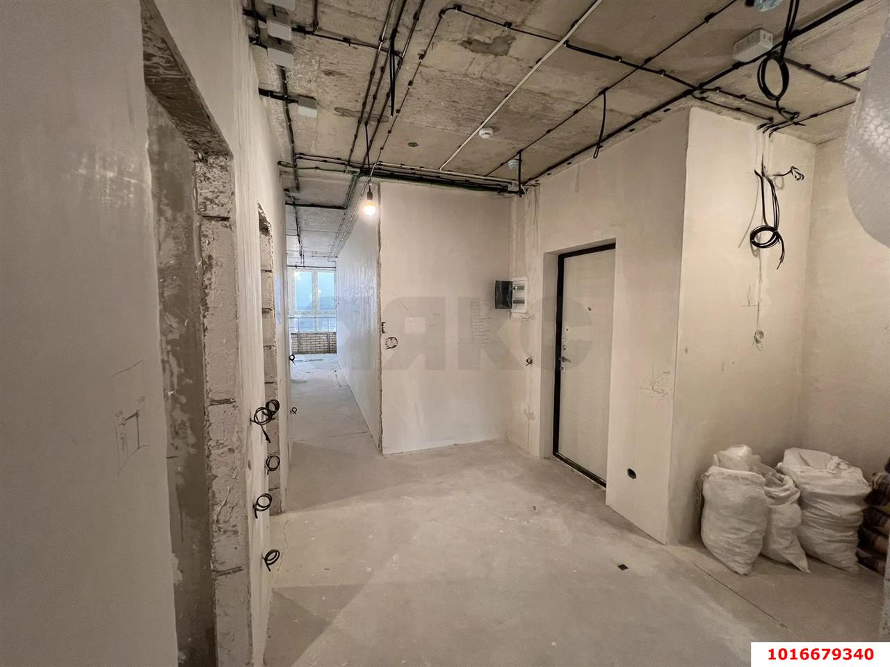 Фото №10: 2-комнатная квартира 64&nbsp;м², 22/24&nbsp;эт. - Краснодар, Прикубанский внутригородской округ, мкр. ЖК Абрикосово, ул. имени Героя Георгия Бочарникова, 4к2
