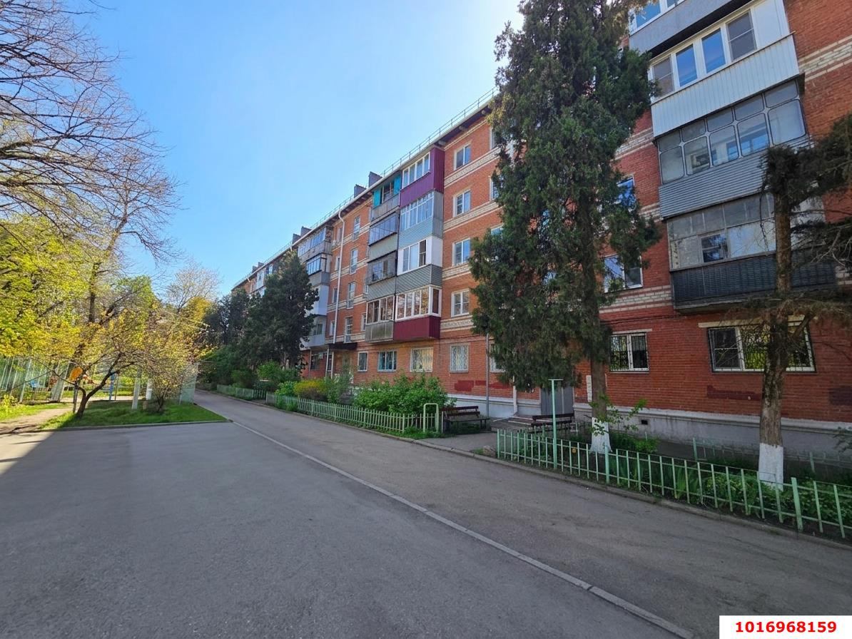 Фото №8: 2-комнатная квартира 42&nbsp;м², 3/5&nbsp;эт. - Краснодар, Прикубанский внутригородской округ, мкр. Славянский, ул. имени Толбухина, 87