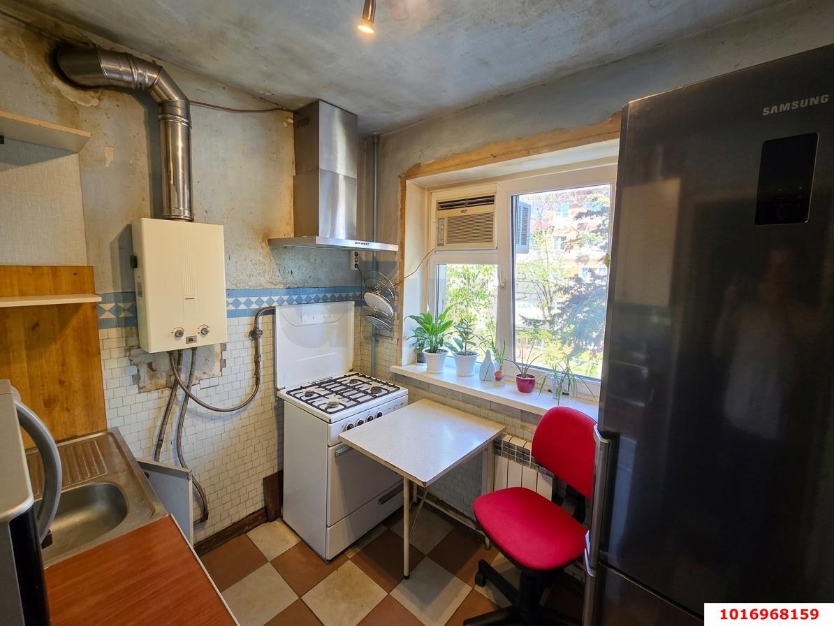 Фото №5: 2-комнатная квартира 42&nbsp;м², 3/5&nbsp;эт. - Краснодар, Прикубанский внутригородской округ, мкр. Славянский, ул. имени Толбухина, 87