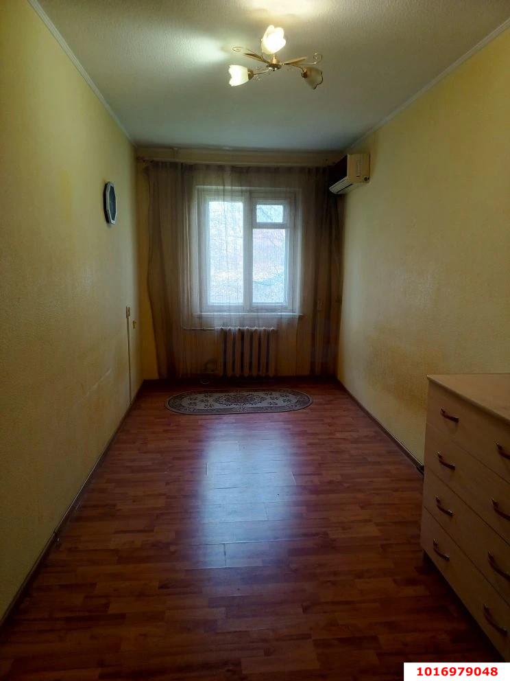 Фото №5: 3-комнатная квартира 59&nbsp;м², 2/5&nbsp;эт. - Краснодар, Западный внутригородской округ, Горгаз, мкр. Центральный, ул. Индустриальная, 54