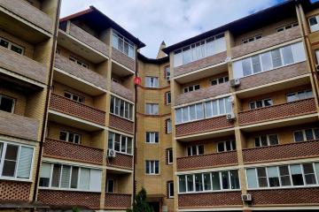 Фото №1: 1-комнатная квартира 43&nbsp;м², 1/5&nbsp;эт. - Южный, ул. Мира, 36