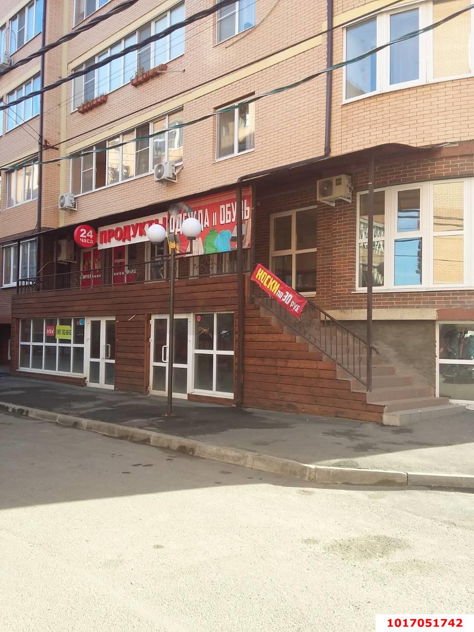 Фото №1: Торговое помещение 72&nbsp;м², 1/6&nbsp;эт. - Краснодар, Прикубанский внутригородской округ, ЖК Лучезарный, мкр. Музыкальный, ул. Ахтарская