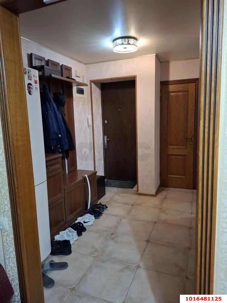 Фото №11: 4-комнатная квартира 59&nbsp;м², 2/5&nbsp;эт. - Краснодар, Центральный внутригородской округ, мкр. Центральный, ул. Хакурате, 7