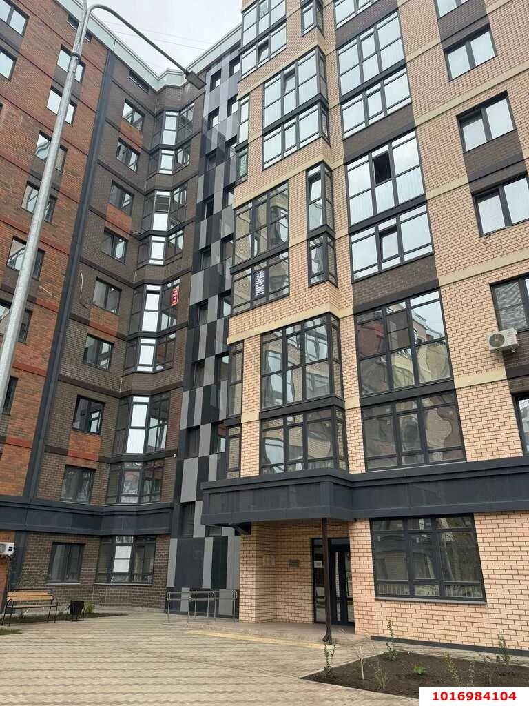 Фото №1: 3-комнатная квартира 71&nbsp;м², 9/9&nbsp;эт. - Краснодар, Прикубанский внутригородской округ, мкр. жилой комплекс Облака, ул. имени Генерала Корнилова, 9