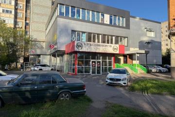 Фото №1: Торговое помещение 660&nbsp;м², 1/3&nbsp;эт. - Краснодар, мкр. Юбилейный, ул. 70-летия Октября, 20/3