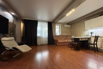 Фото №1: 2-комнатная квартира 77 м², 9/10 эт. - Краснодар, мкр. ЖК Инсити, ул. Российская, 267/3к3