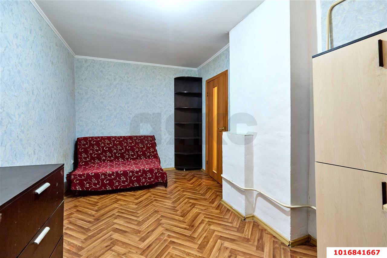 Фото №5: 2-комнатная квартира 46&nbsp;м², 2/2&nbsp;эт. - Краснодар, Прикубанский внутригородской округ, мкр. Славянский, ул. имени Толстого, 38