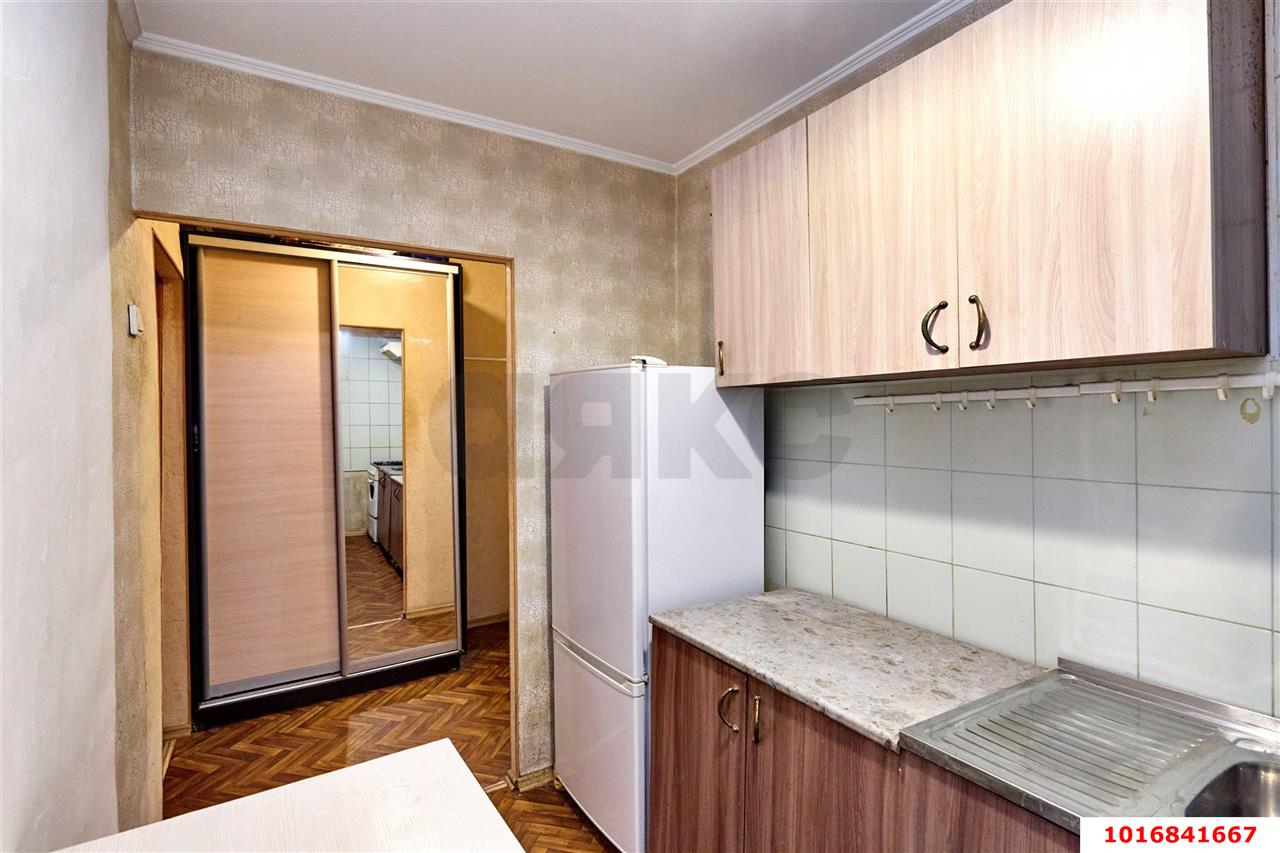 Фото №7: 2-комнатная квартира 46&nbsp;м², 2/2&nbsp;эт. - Краснодар, Прикубанский внутригородской округ, мкр. Славянский, ул. имени Толстого, 38