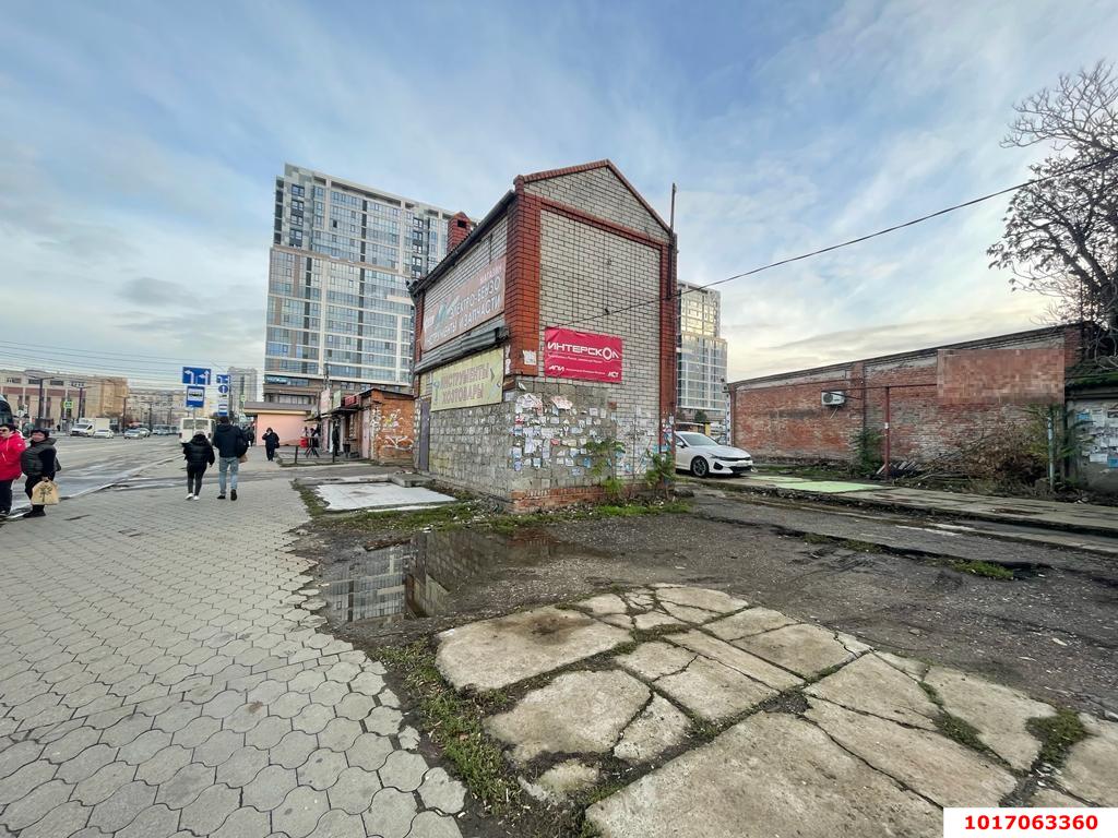 Фото №2: Торговое помещение 381&nbsp;м², 1/1&nbsp;эт. - Краснодар, Западный внутригородской округ, мкр. Центральный, ул. Октябрьская, 177/2