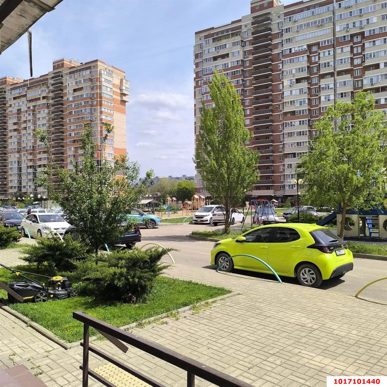 Фото №2: Торговое помещение 39&nbsp;м², 1/16&nbsp;эт. - Краснодар, Карасунский внутригородской округ, Гидростроителей, мкр. жилой комплекс Премьера, ул. Автолюбителей, 1/7к2