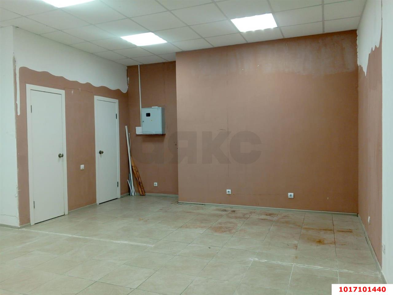 Фото №11: Торговое помещение 39&nbsp;м², 1/16&nbsp;эт. - Краснодар, Карасунский внутригородской округ, Гидростроителей, мкр. жилой комплекс Премьера, ул. Автолюбителей, 1/7к2