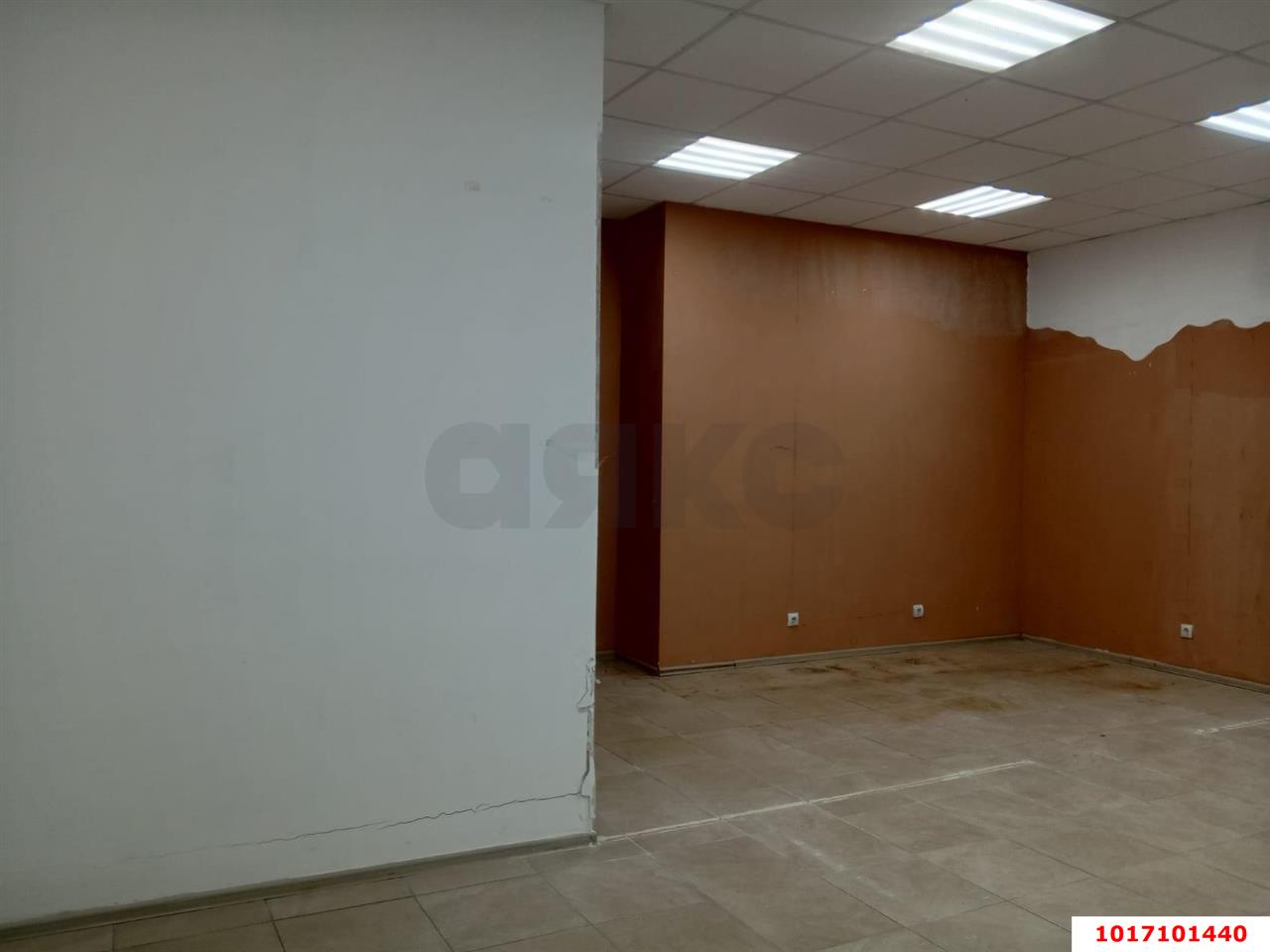Фото №6: Торговое помещение 39&nbsp;м², 1/16&nbsp;эт. - Краснодар, Карасунский внутригородской округ, Гидростроителей, мкр. жилой комплекс Премьера, ул. Автолюбителей, 1/7к2
