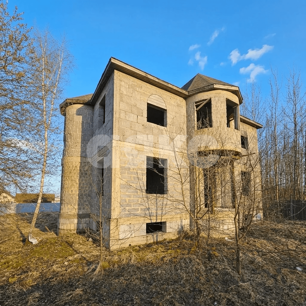 Фото №1: Дом 249&nbsp;м² + 15&nbsp;сот., 2&nbsp;эт. - Гостилово, ул. Садовая
