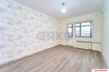 Фото №1: 2-комнатная квартира 43&nbsp;м², 4/5&nbsp;эт. - Краснодар, мкр. Фестивальный, ул. Гагарина, 99
