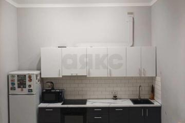 Фото №1: 1-комнатная квартира 53 м², 1/12 эт. - Краснодар, мкр. Комсомольский, ул. Уральская, 119