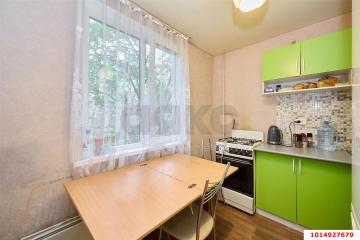 Фото №1: 2-комнатная квартира 43 м², 3/9 эт. - Краснодар, мкр. Комсомольский, ул. Уральская, 200