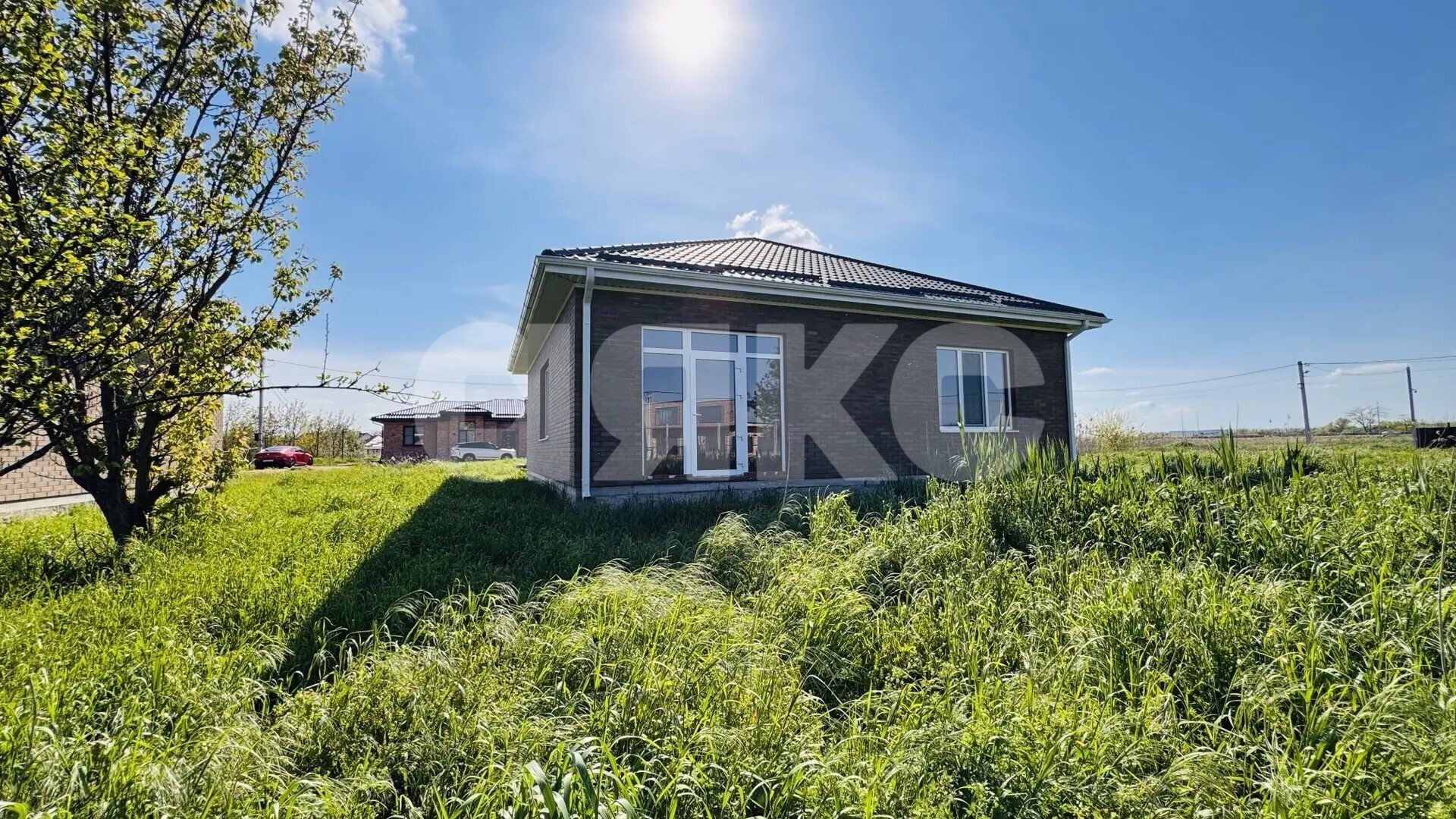 Фото №2: Дом 110&nbsp;м² + 6.25&nbsp;сот., 1&nbsp;эт. - Кореновск, мкр. 1-й квартал, ул. Хабибуллина