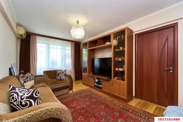 Фото №1: 4-комнатная квартира 60&nbsp;м², 4/5&nbsp;эт. - Краснодар, мкр. Фестивальный, ул. Герцена, 192