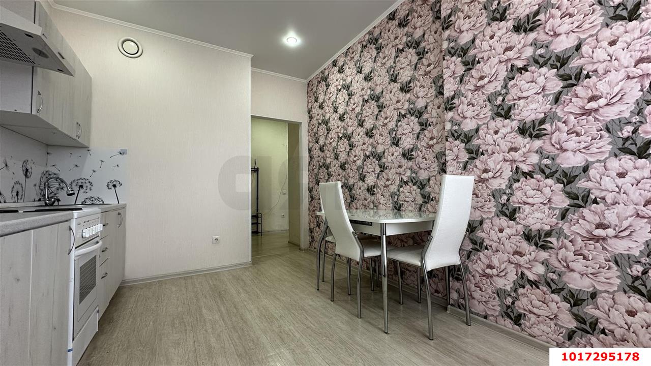 Фото №4: 1-комнатная квартира 40&nbsp;м², 16/20&nbsp;эт. - Краснодар, Прикубанский внутригородской округ, мкр. ЖК Красная Площадь, ул. Кореновская, 57к2