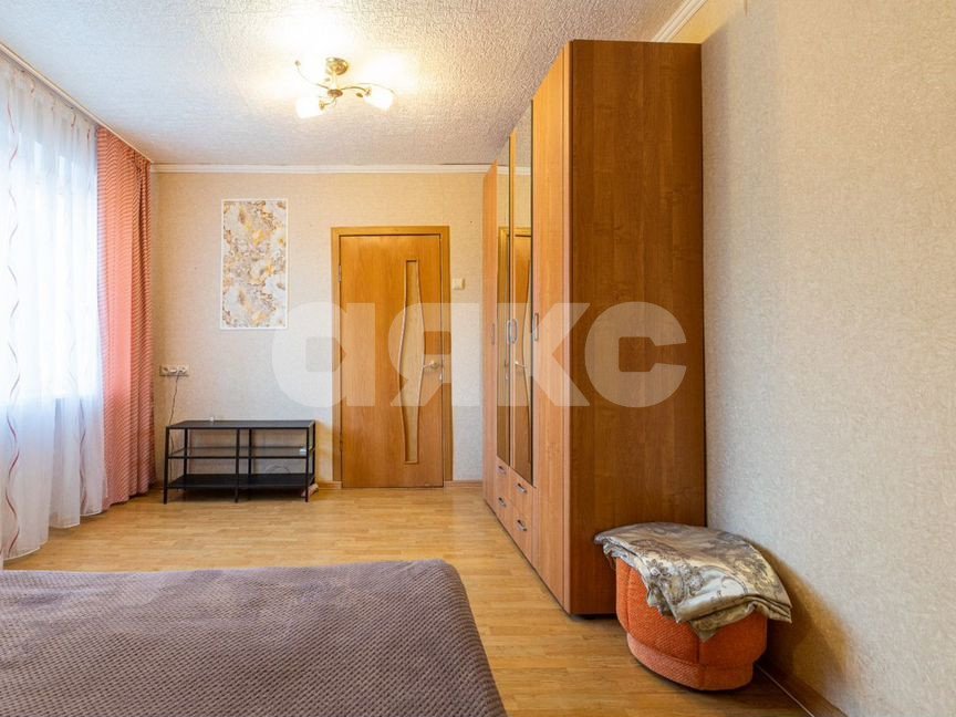 Фото №2: 2-комнатная квартира 47&nbsp;м², 3/5&nbsp;эт. - Геленджик, ул. Калинина, 1