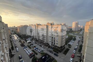 Фото №1: 1-комнатная квартира 44&nbsp;м², 9/9&nbsp;эт. - Анапа, мкр. жилой комплекс Южный, ул. Ленина, 180Ак14