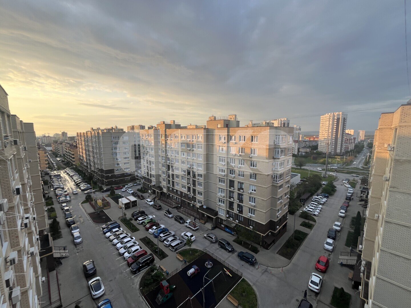 Фото №1: 1-комнатная квартира 44&nbsp;м², 9/9&nbsp;эт. - Анапа, мкр. жилой комплекс Южный, ул. Ленина, 180Ак14
