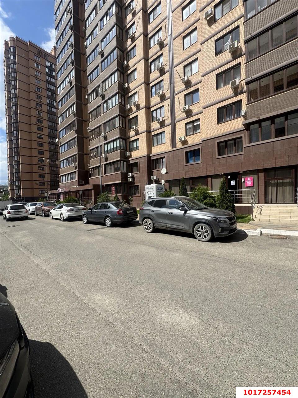 Фото №12: Офисное помещение 143&nbsp;м², 1/21&nbsp;эт. - Краснодар, Западный внутригородской округ, ЖК Октябрьский, мкр. Центральный, ул. Октябрьская, 181/2