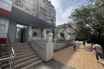 Фото №1: Коммерция 236&nbsp;м², 1/11&nbsp;эт. - Волгоград, мкр. 613-й, пр-кт Героев Сталинграда, 40