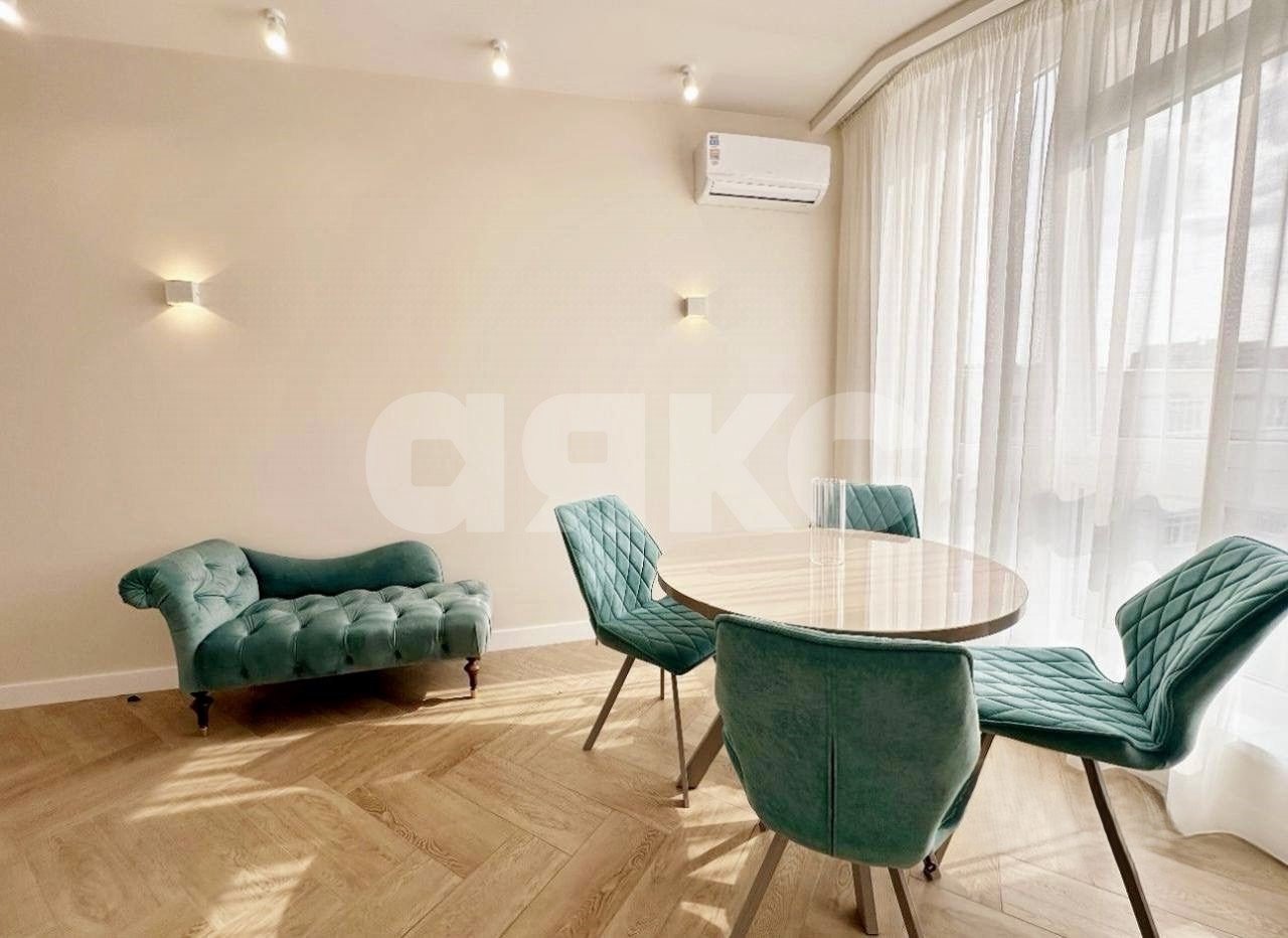 Фото №2: 2-комнатная квартира 45&nbsp;м², 6/6&nbsp;эт. - Геленджик, ул. Свердлова, 16