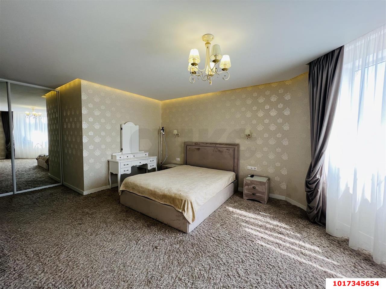 Фото №9: 2-комнатная квартира 100&nbsp;м², 11/17&nbsp;эт. - Краснодар, Центральный внутригородской округ, мкр. Центральный, ул. Промышленная, 49/1