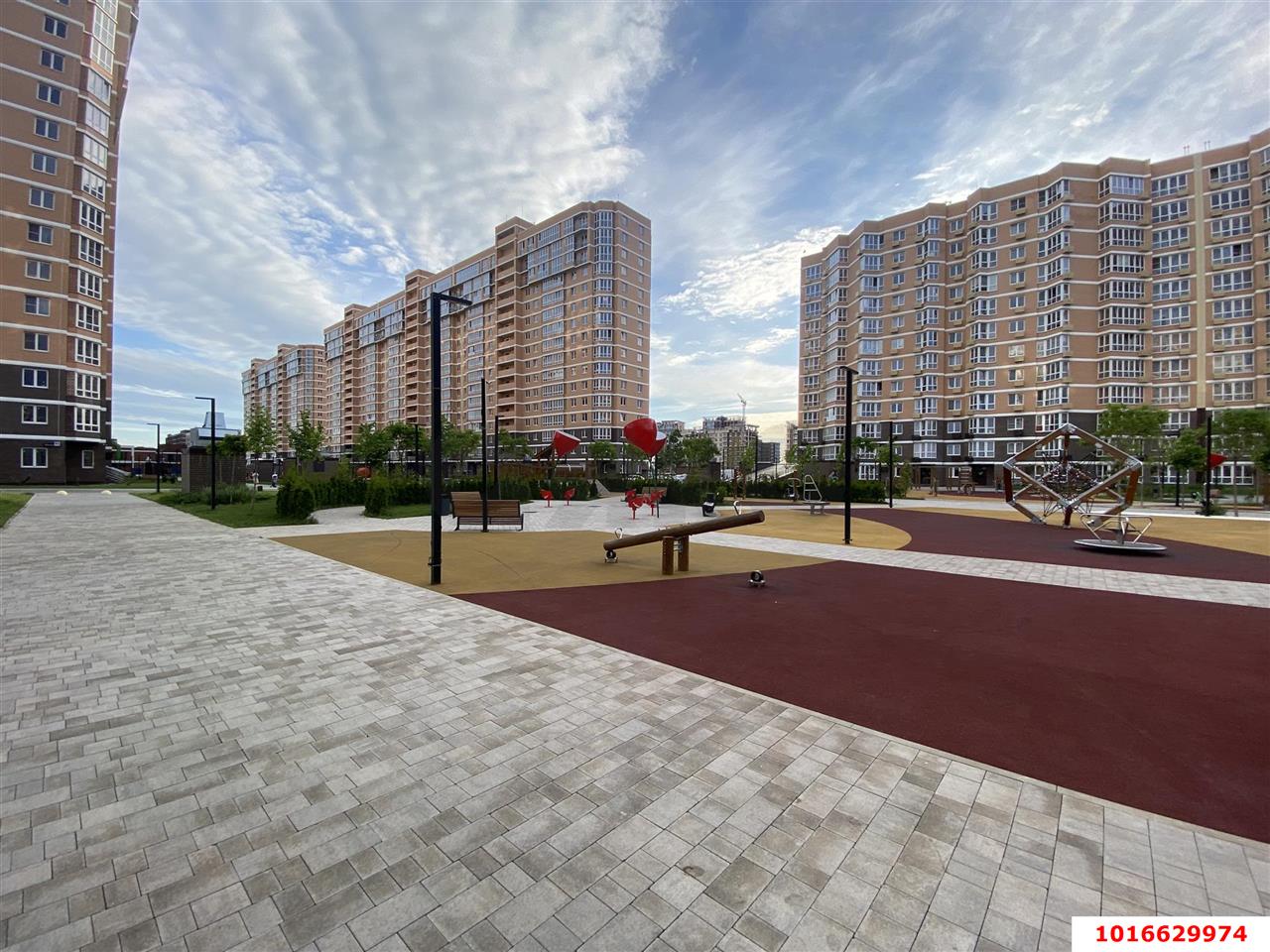 Фото №13: 2-комнатная квартира 75&nbsp;м², 8/12&nbsp;эт. - Краснодар, Прикубанский внутригородской округ, мкр. 2-я Площадка, ул. Ветеранов, 85