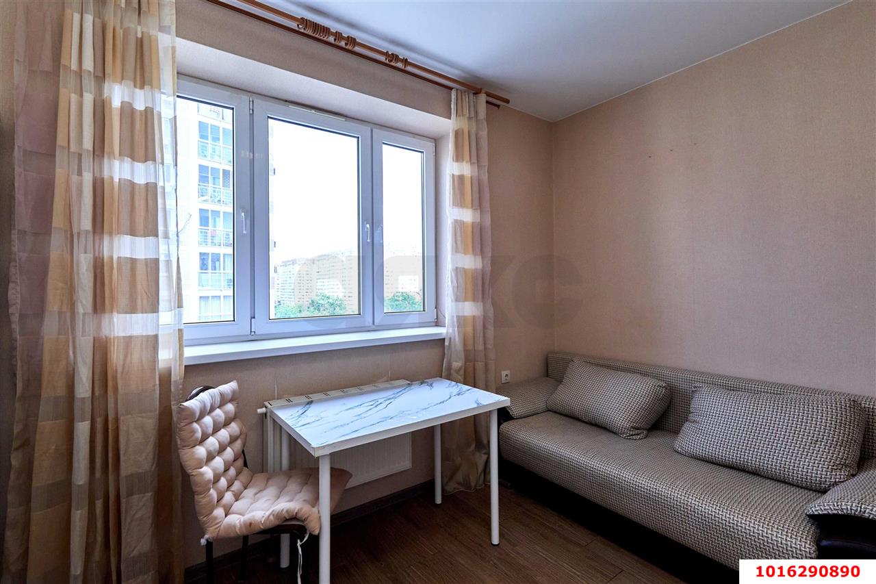 Фото №3: 1-комнатная квартира 40&nbsp;м², 9/16&nbsp;эт. - Краснодар, Прикубанский внутригородской округ, мкр. ЖК Бауинвест, ул. Героев-Разведчиков, 11/3
