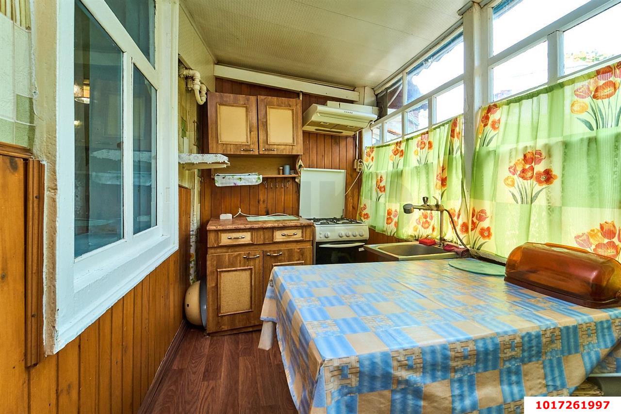 Фото №6: 2-комнатная квартира 46&nbsp;м², 1/1&nbsp;эт. - Краснодар, Центральный внутригородской округ, мкр. Центральный, ул. Красноармейская, 82