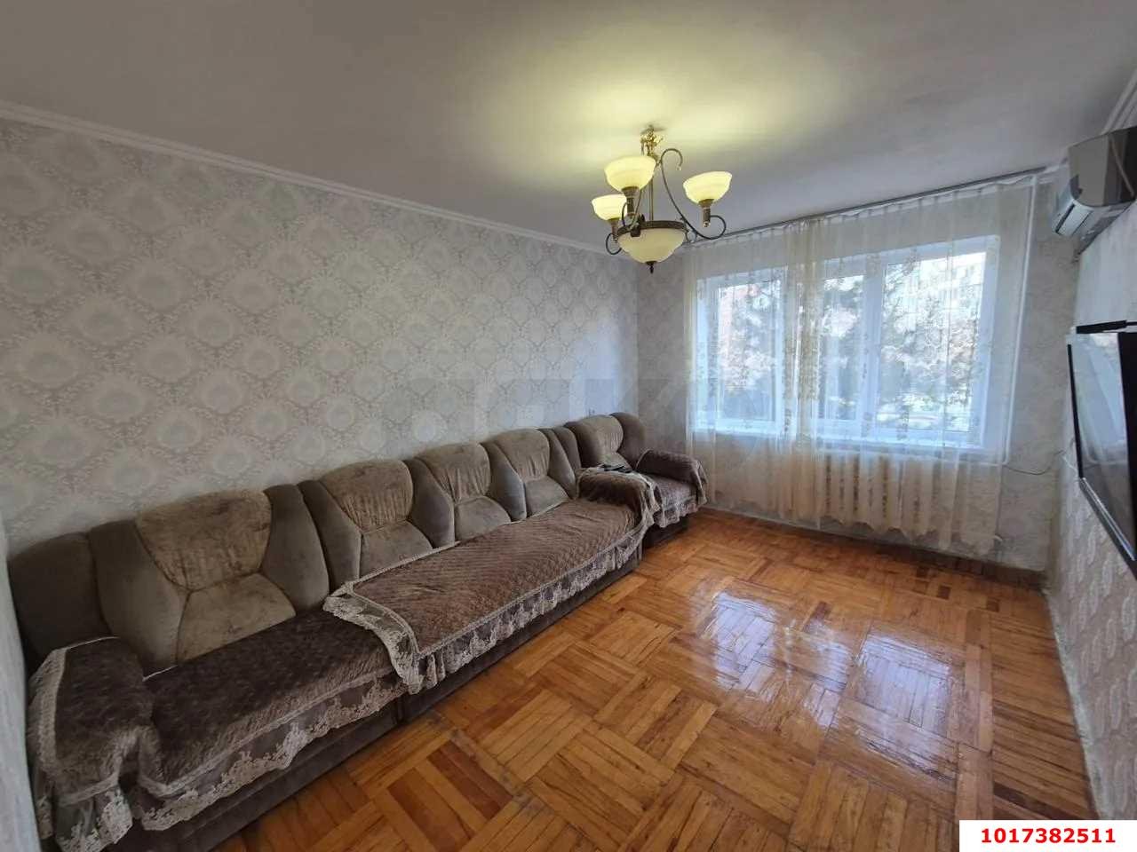 Фото №1: 2-комнатная квартира 45&nbsp;м², 3/5&nbsp;эт. - Краснодар, Прикубанский внутригородской округ, Круглик, мкр. Школьный, ул. Школьная, 11